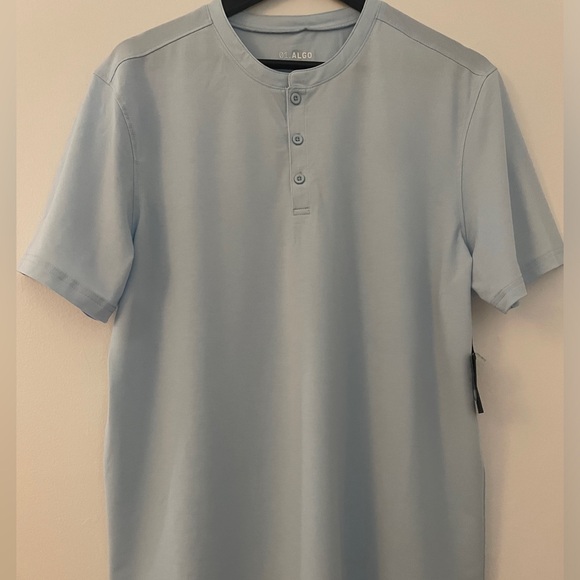 01.Algo Sam Performance Henley is a great, Size Large, Light blue - Picture 4 of 7